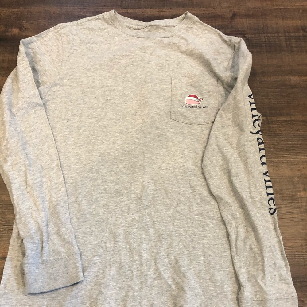 Vineyard Vines pocket t shirt